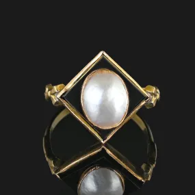 Antique Baroque Pearl Black Onyx Ring in 14k Gold