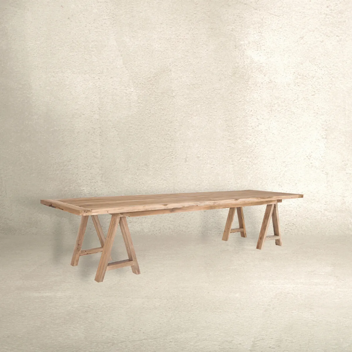 CANYON DINING TABLE