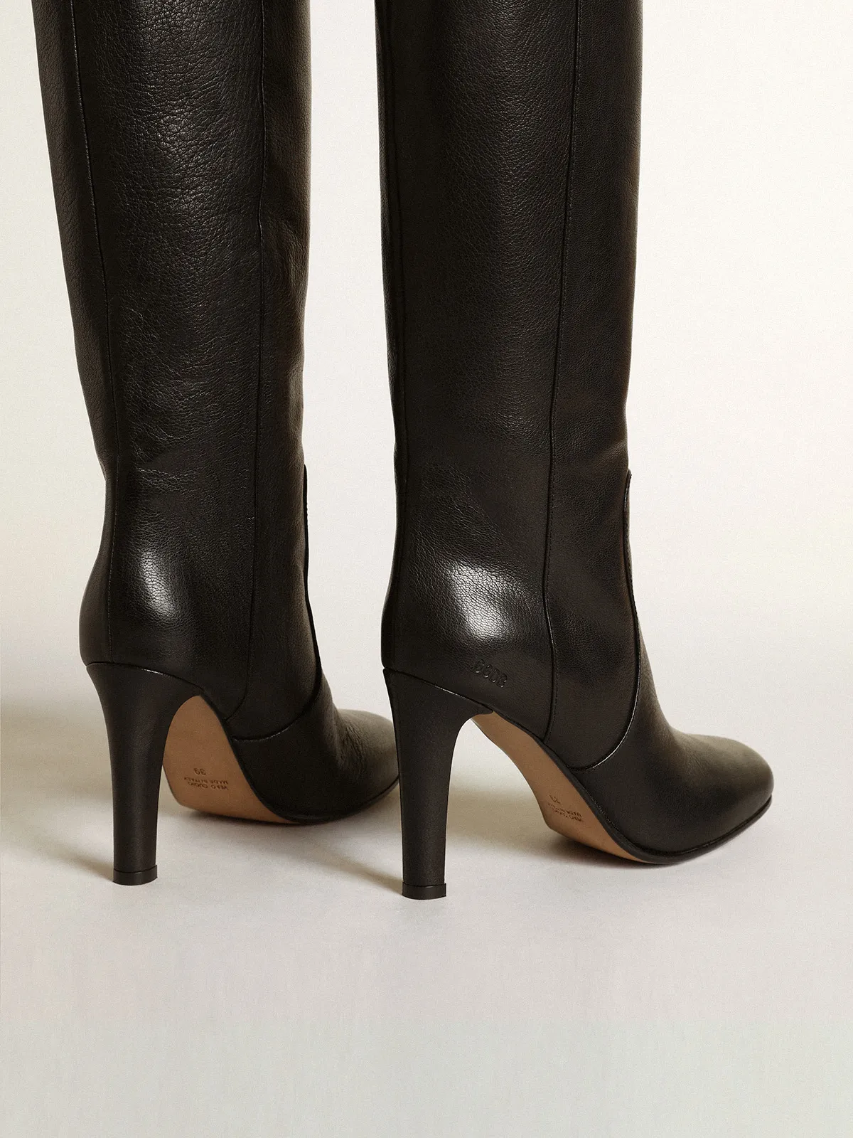 Helen boots in black leather