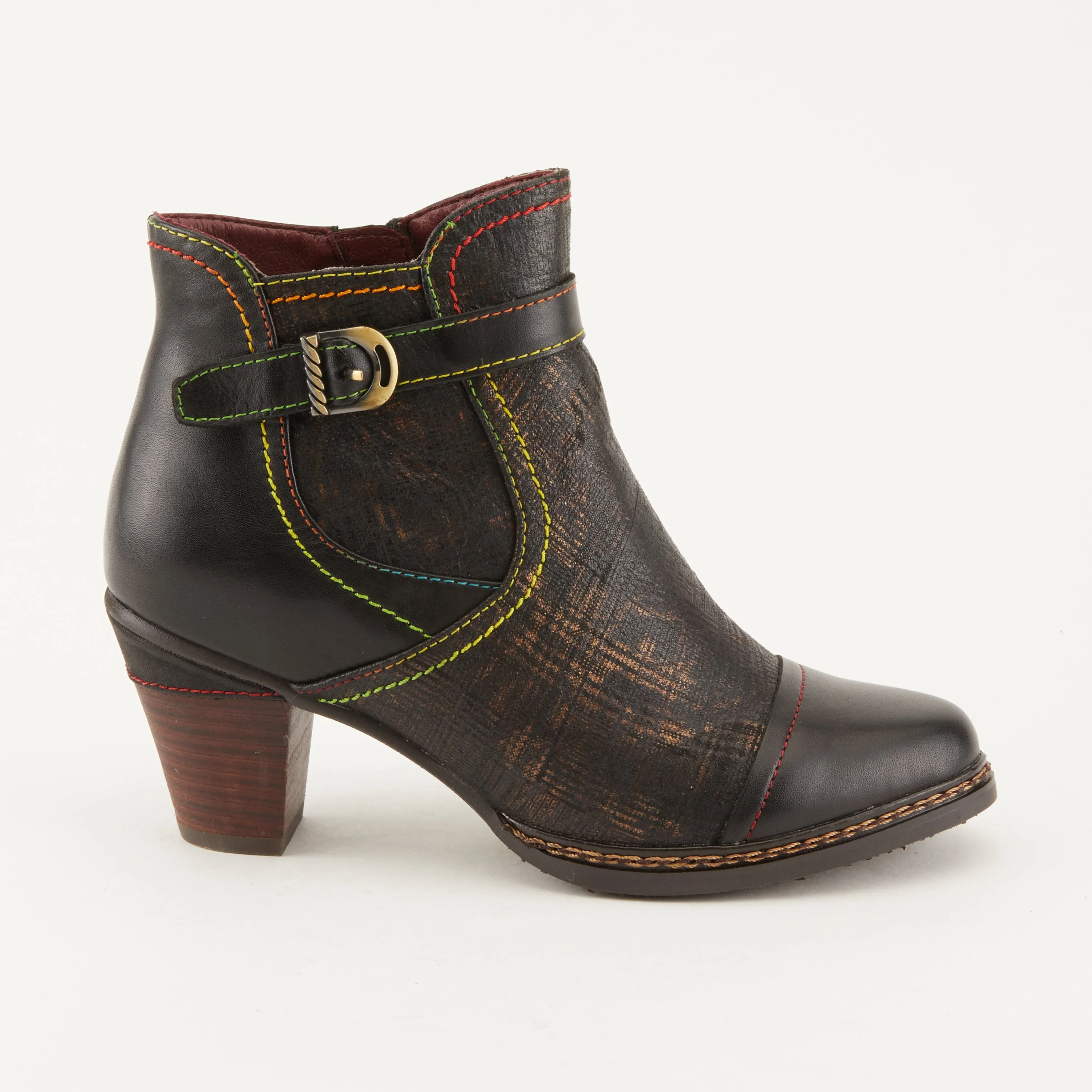 L'ARTISTE CAPTIVATE BOOTIES