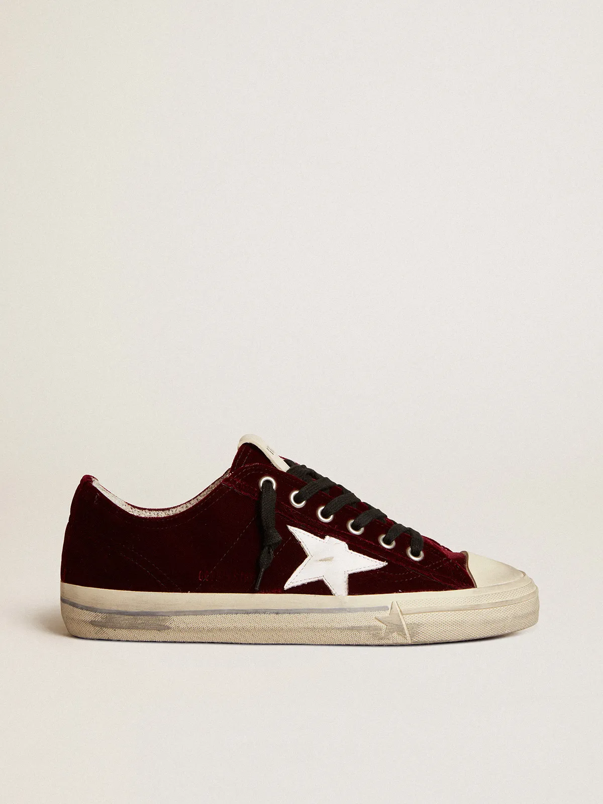 Men’s V-Star LTD in burgundy velvet with white leather star