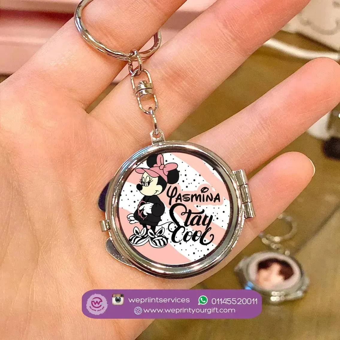 Metal Keychain -  With Inside Mirror - Minnie Mouse