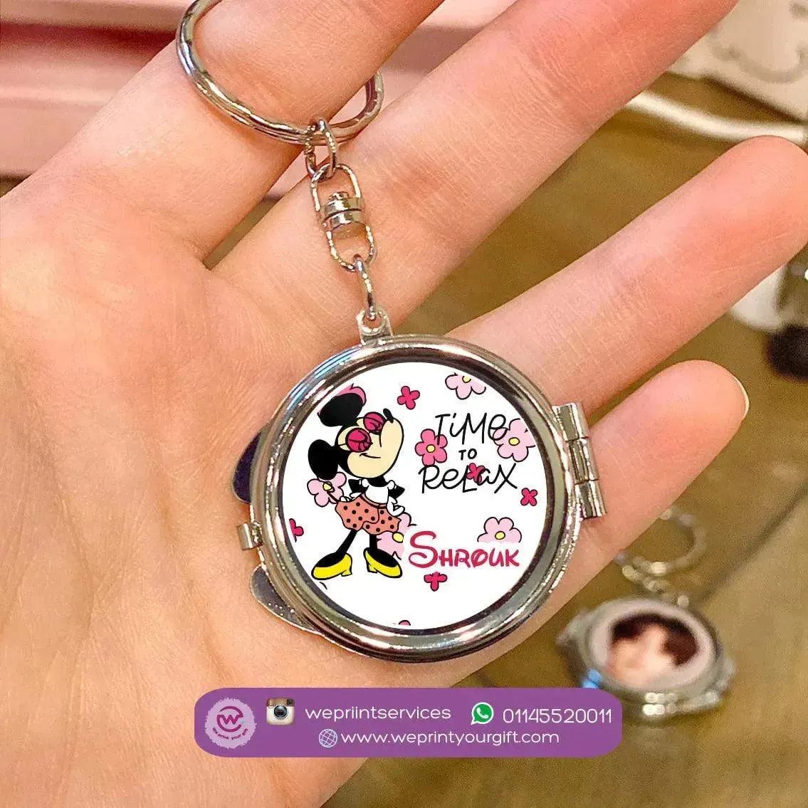 Metal Keychain -  With Inside Mirror - Minnie Mouse