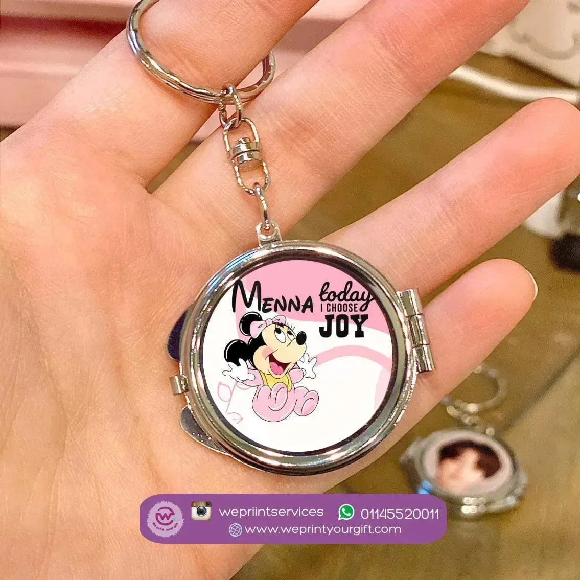 Metal Keychain -  With Inside Mirror - Minnie Mouse