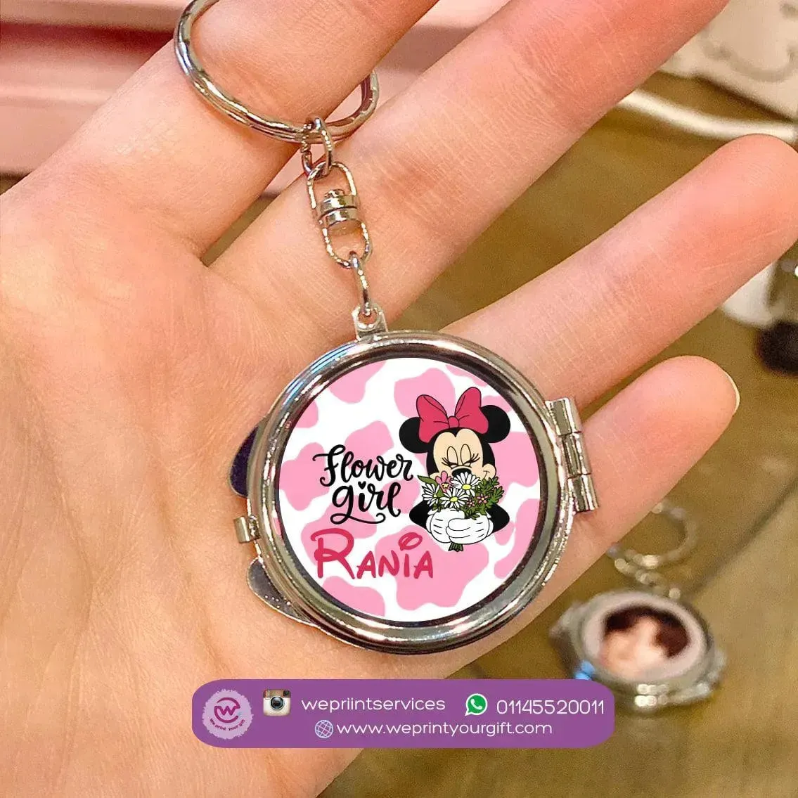 Metal Keychain -  With Inside Mirror - Minnie Mouse