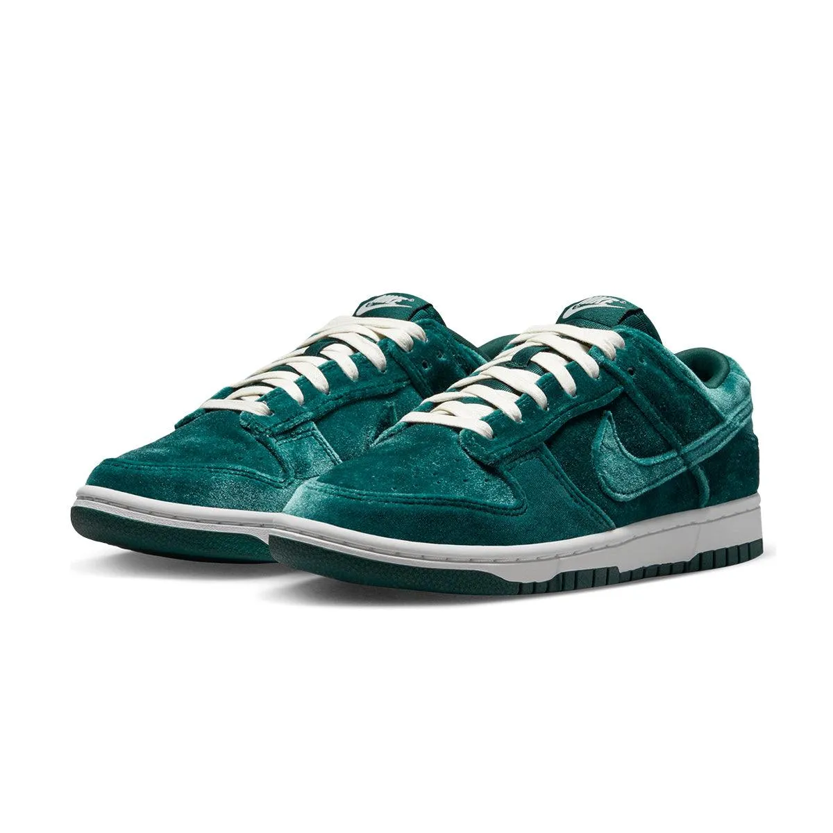 Wmns Dunk Low 'Atomic Teal'